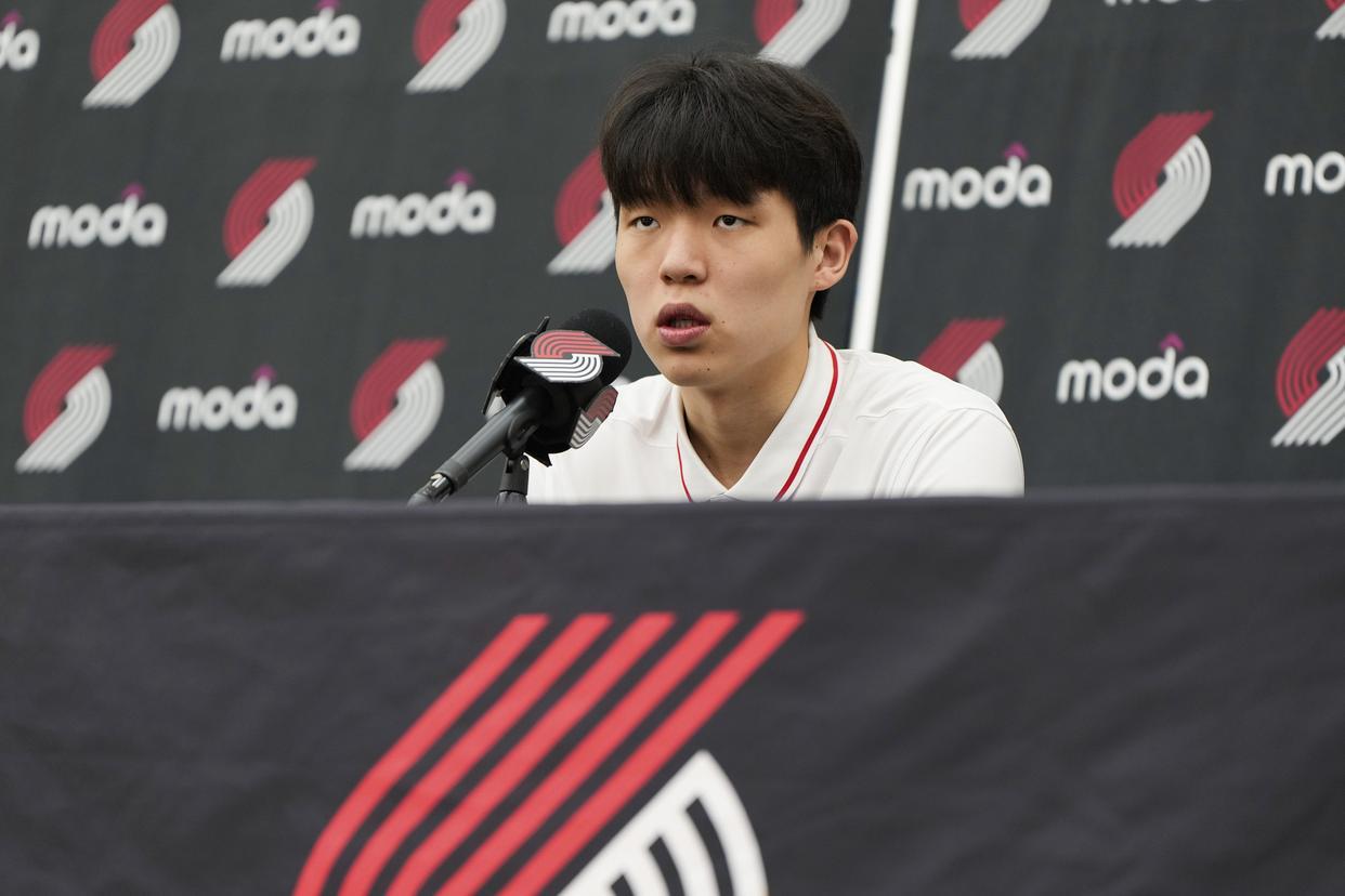 半岛体育官网-勇士vs开拓者前瞻：杨瀚森迎来NBA首秀，力争带队冲击开门红