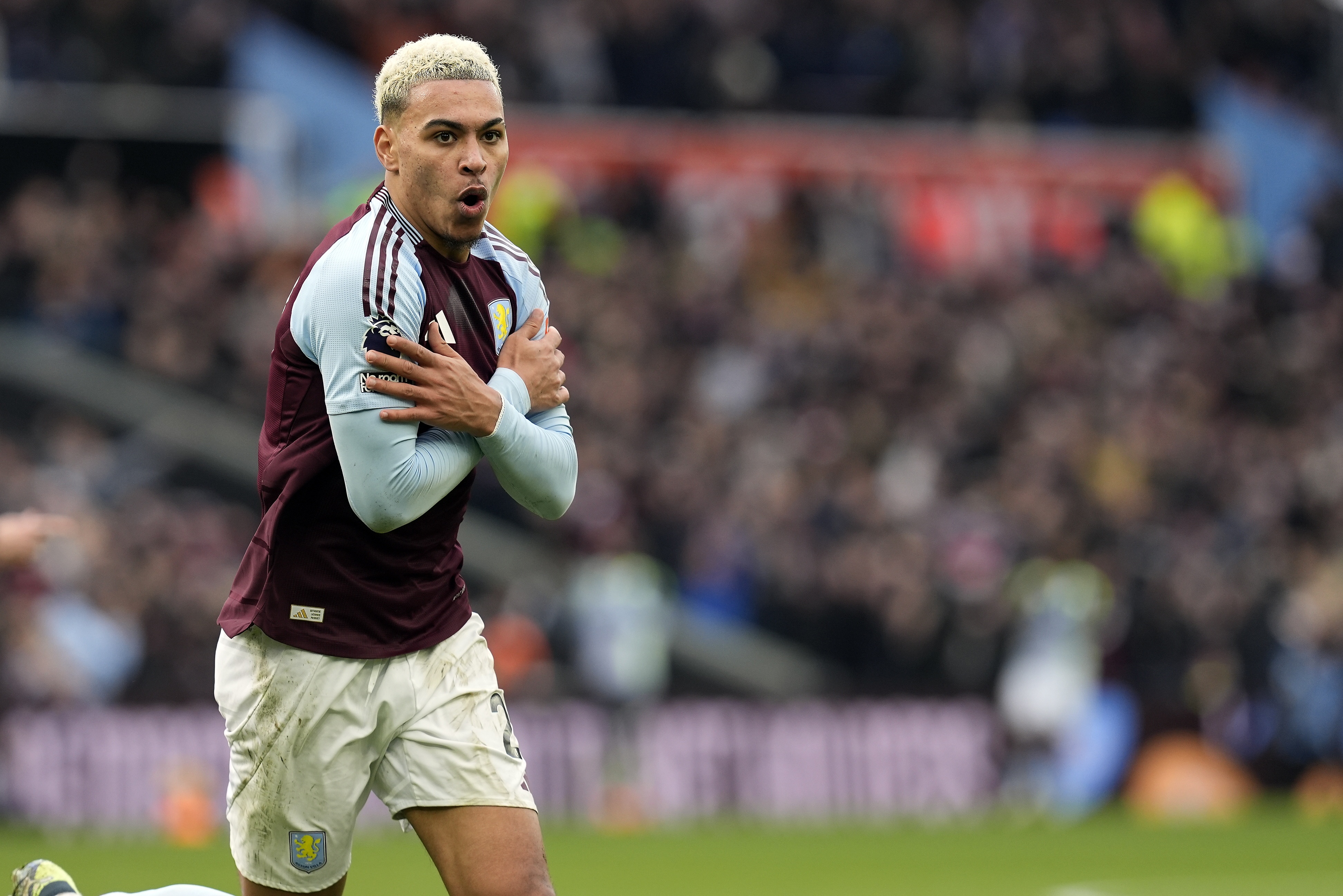 半岛体育APP-罗杰斯：我从小看C罗的比赛，他首段英超生涯的表现前所未见