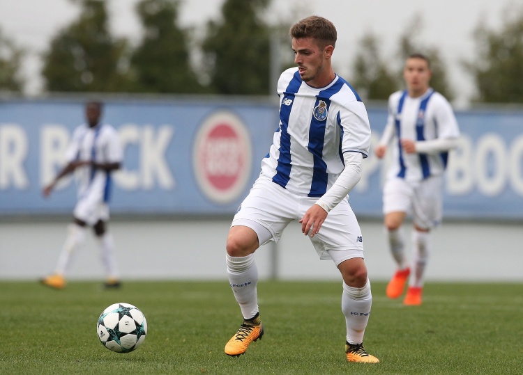 半岛体育APP-外媒：若昂·拉梅拉引起武汉三镇兴趣，转会可能需要100万欧